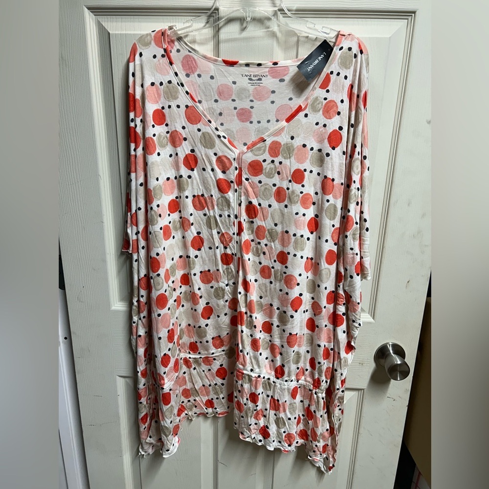 Lane Bryant Size 26/28 peach/tan/black dots women’s shirt / 100% micro modal